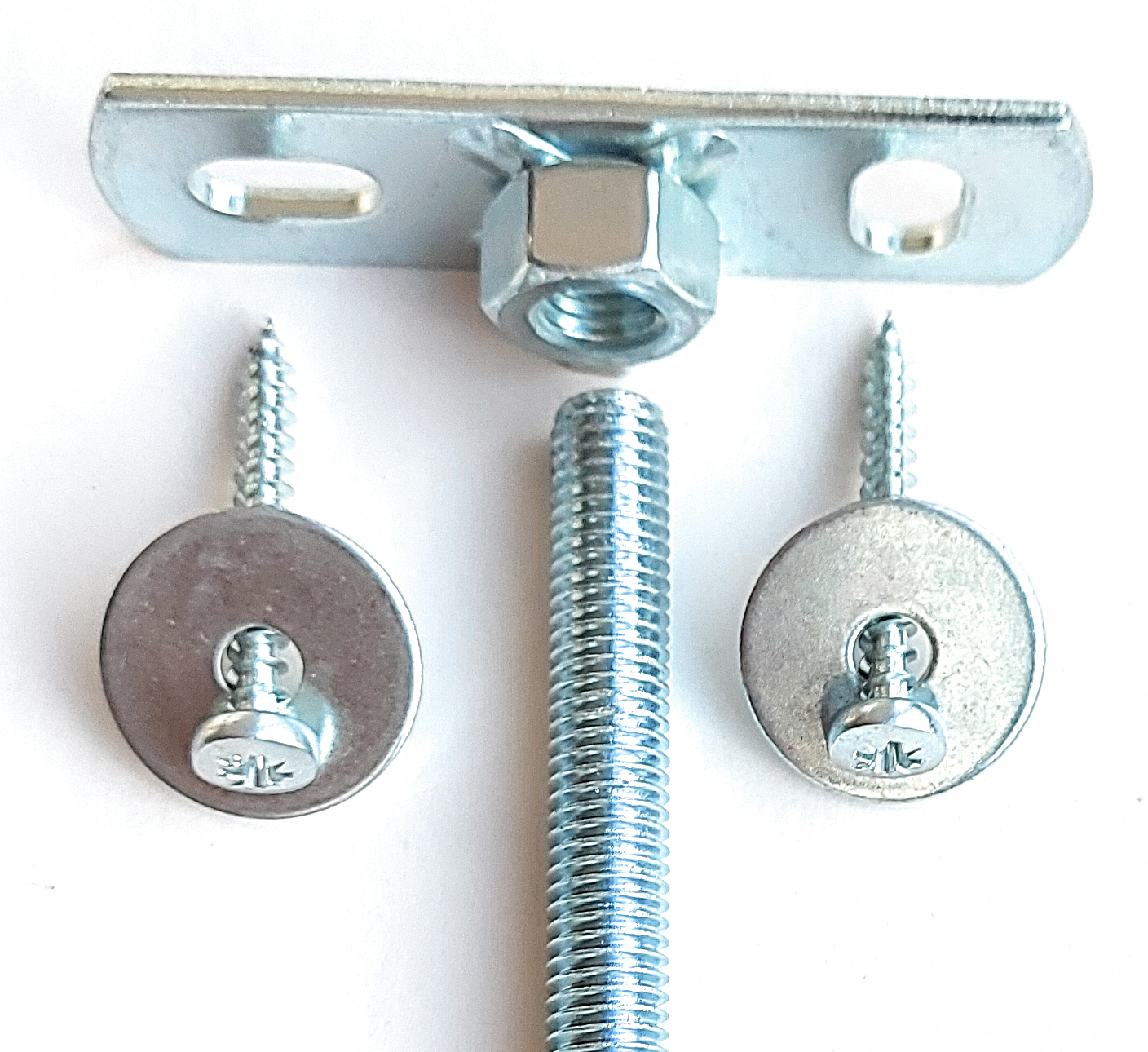 Vaillant Compatible Pipe Bracket kit Pipebrackets.co.uk