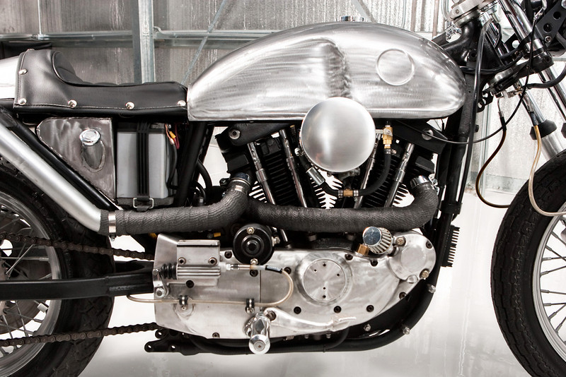 DP Customs 1979 Harley Cafe Racer Pipeburn