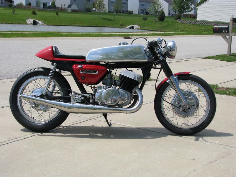 1975 Suzuki T500 - Pipeburn (800 x 600 Pixel)