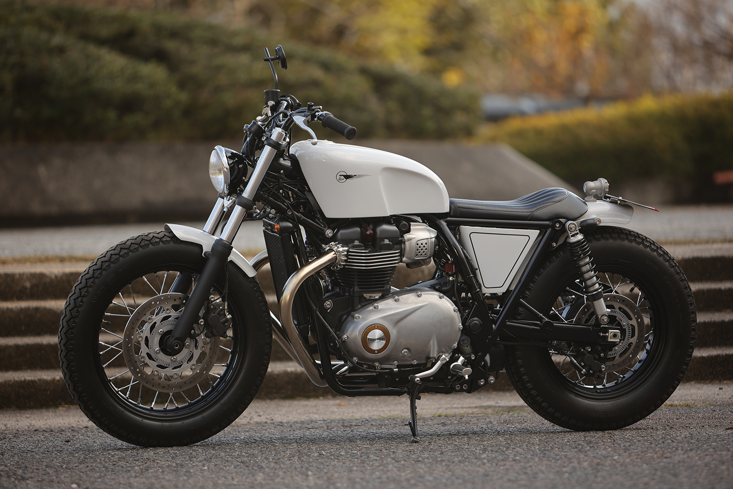 HANDBUILT IN HIROSHIMA Triumph T100 by Heiwa Motorcycles. Pipeburn