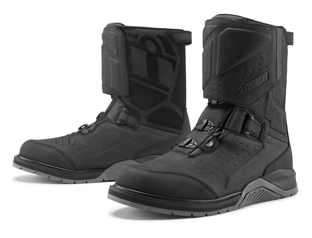 Top 5 Motorcycle Boots for 2023. Pipeburn