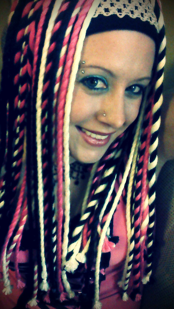 How To Make Yarn Dread Falls