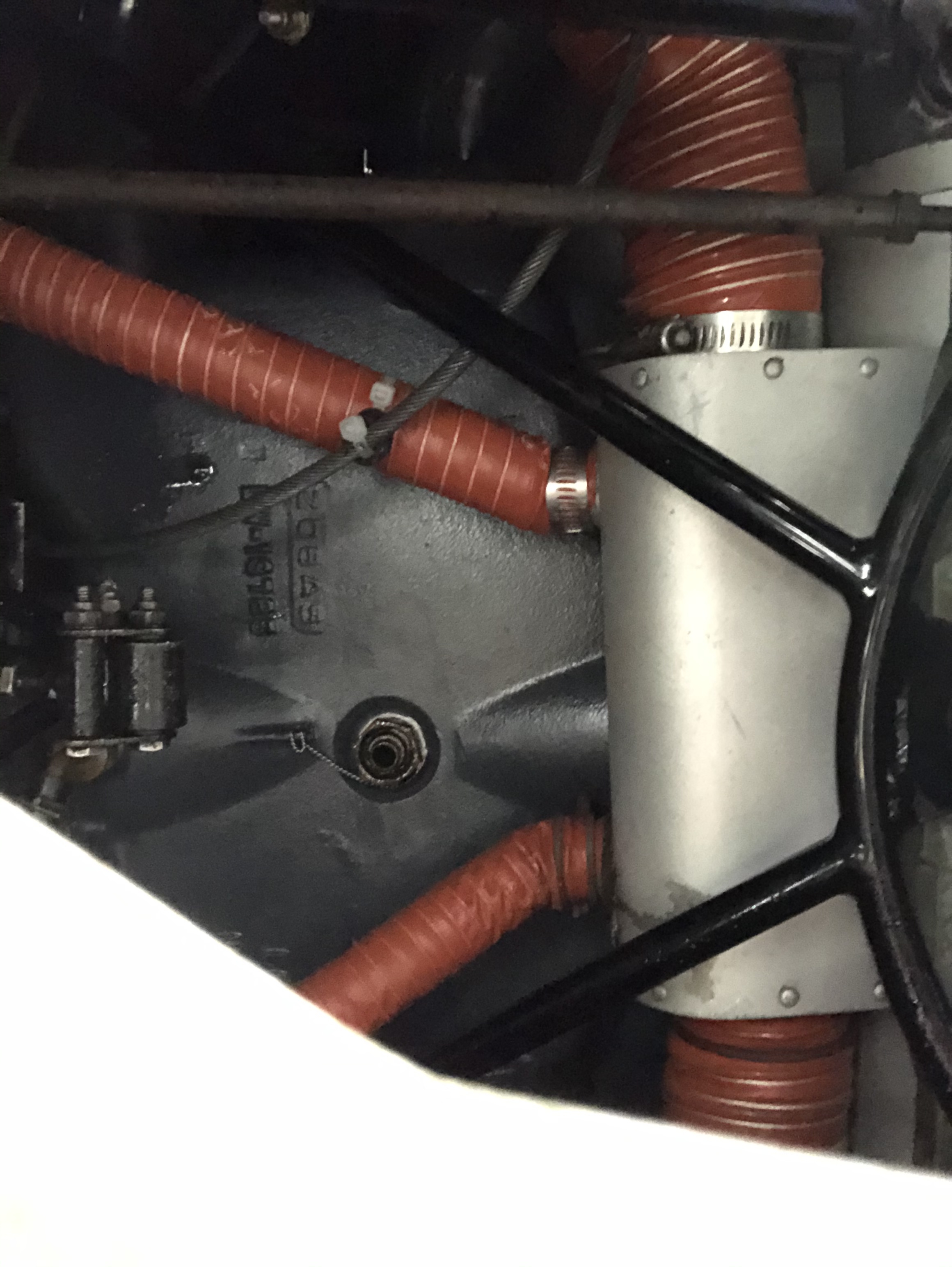 Arrow oil drain — Piper Forum