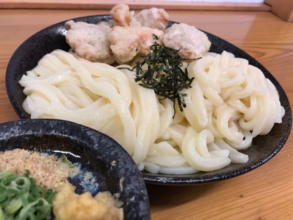 うどんの「ざる」「もり」「ぶっかけ」はそばと違う？讃岐の「呼び方」とその理由