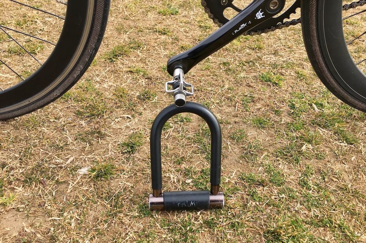U字ロックを使って、どこでも自転車の写真を撮れるようにしよう！ PisCam