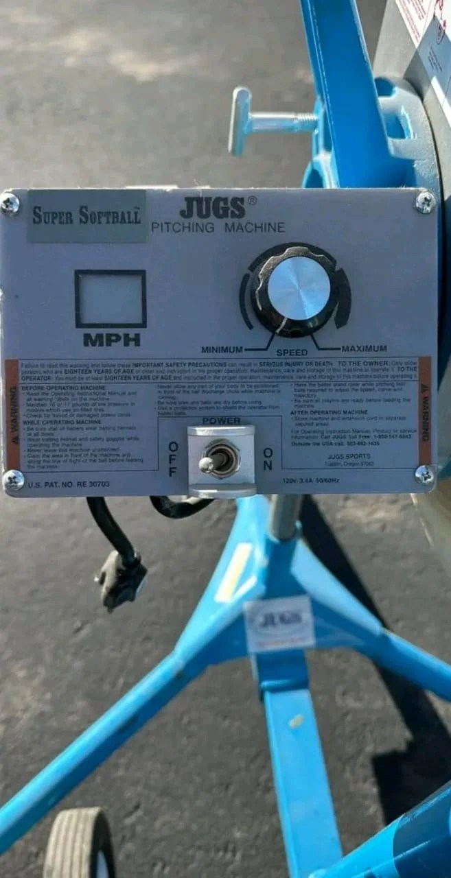 Jugs Super Softball pitching machine Pitching Express