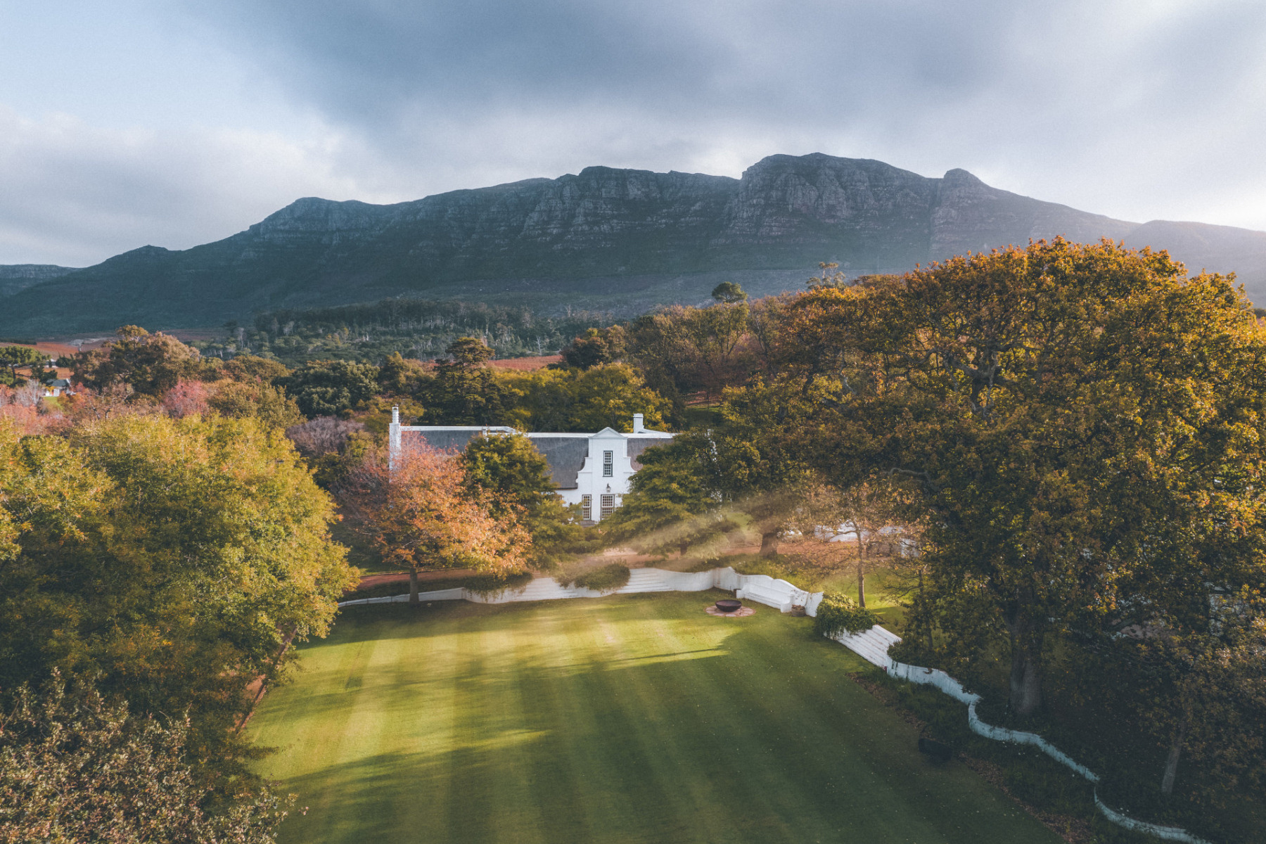 KLEIN CONSTANTIA PIWOSA Premium Independent Wineries of South Africa