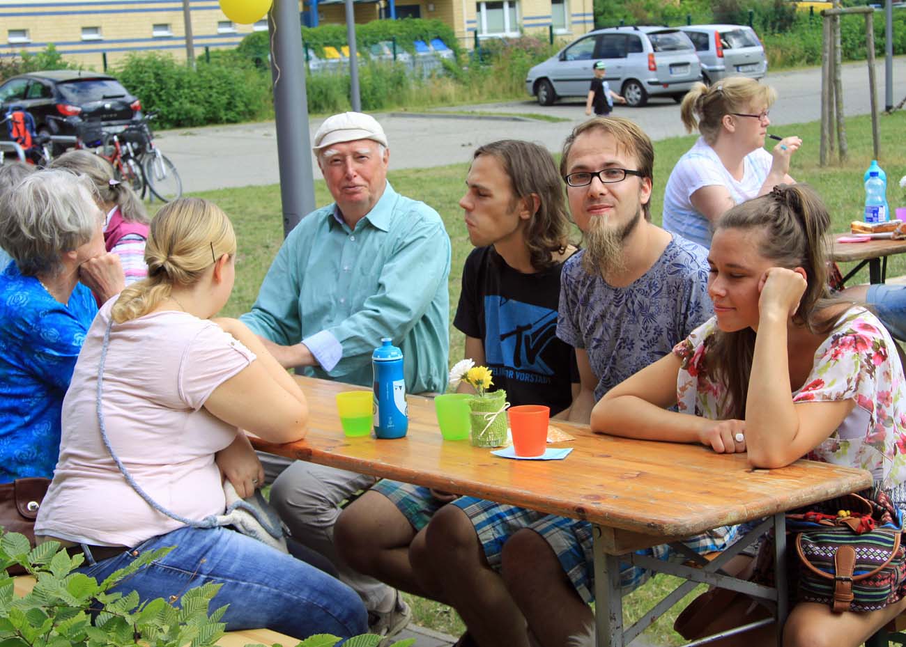 St. ThomasGruppen und Kreise Rostock Lichtenhagen St. Thomas