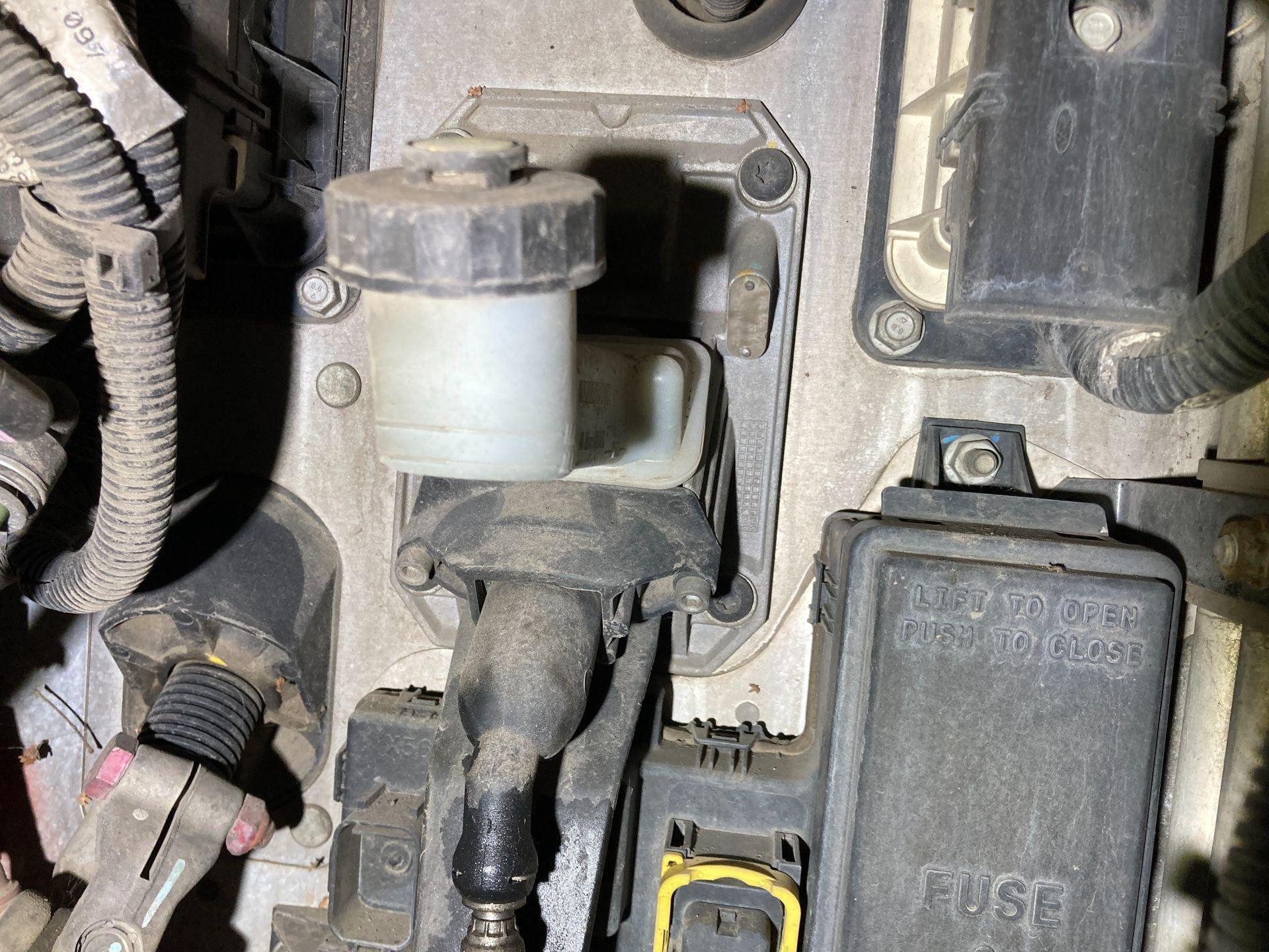 Freightliner CASCADIA Clutch Master Cylinder for Sale