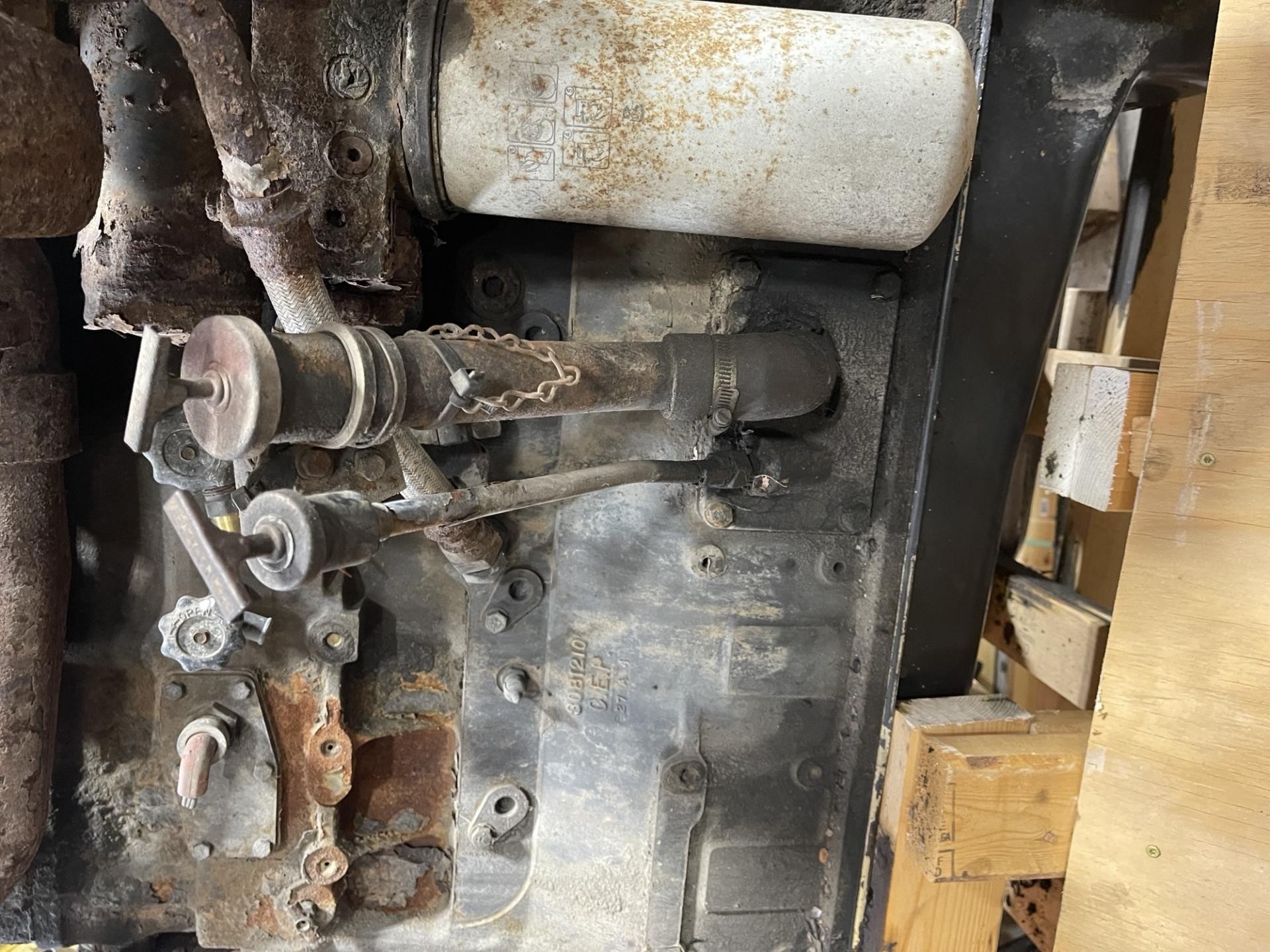 Cummins N14 CELECT Oil Dipstick for Sale