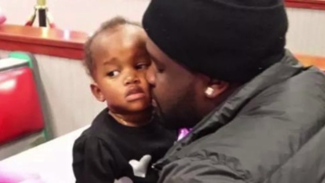 Text messages may give clue to unsolved murder of father of 5 PIX11