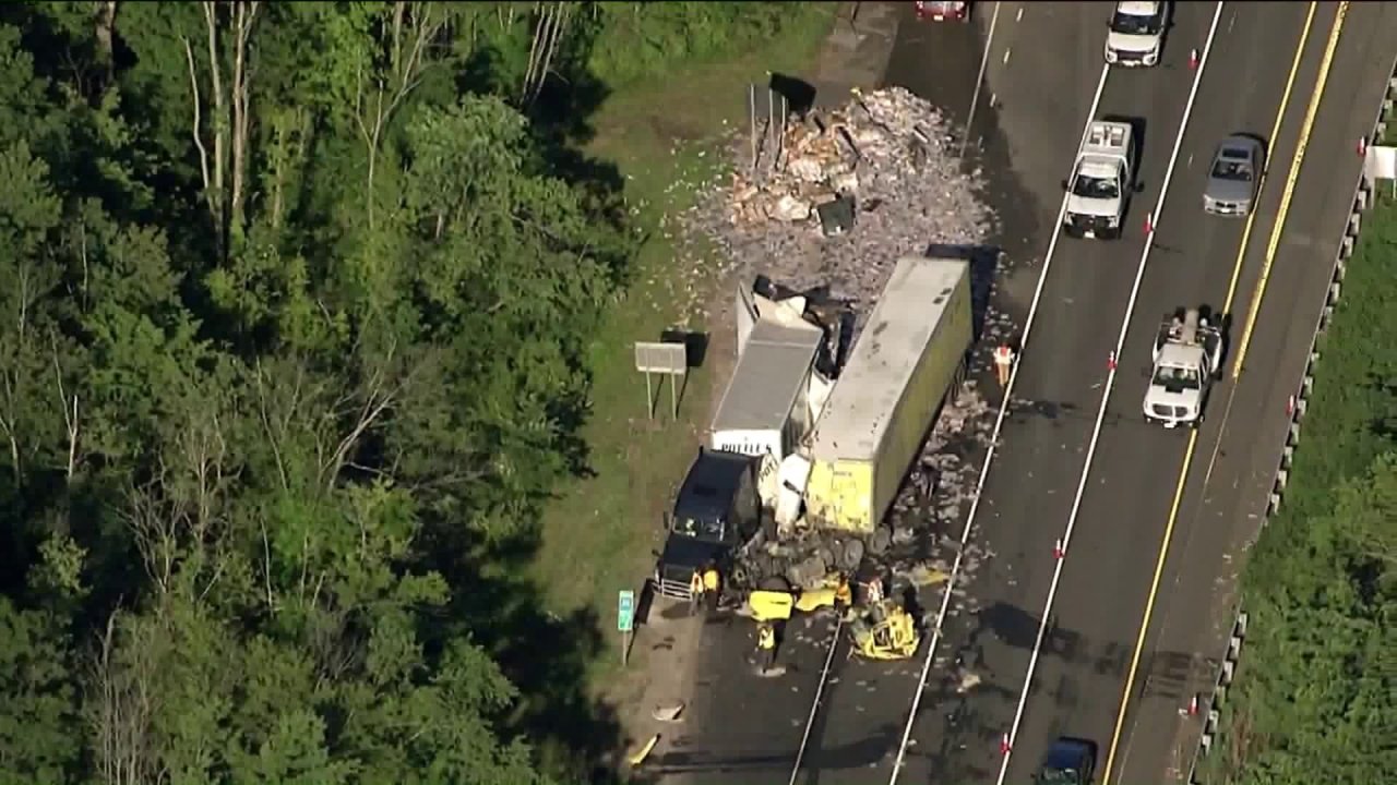 Truck crash in Morristown causes major delays on Rt. 287 PIX11