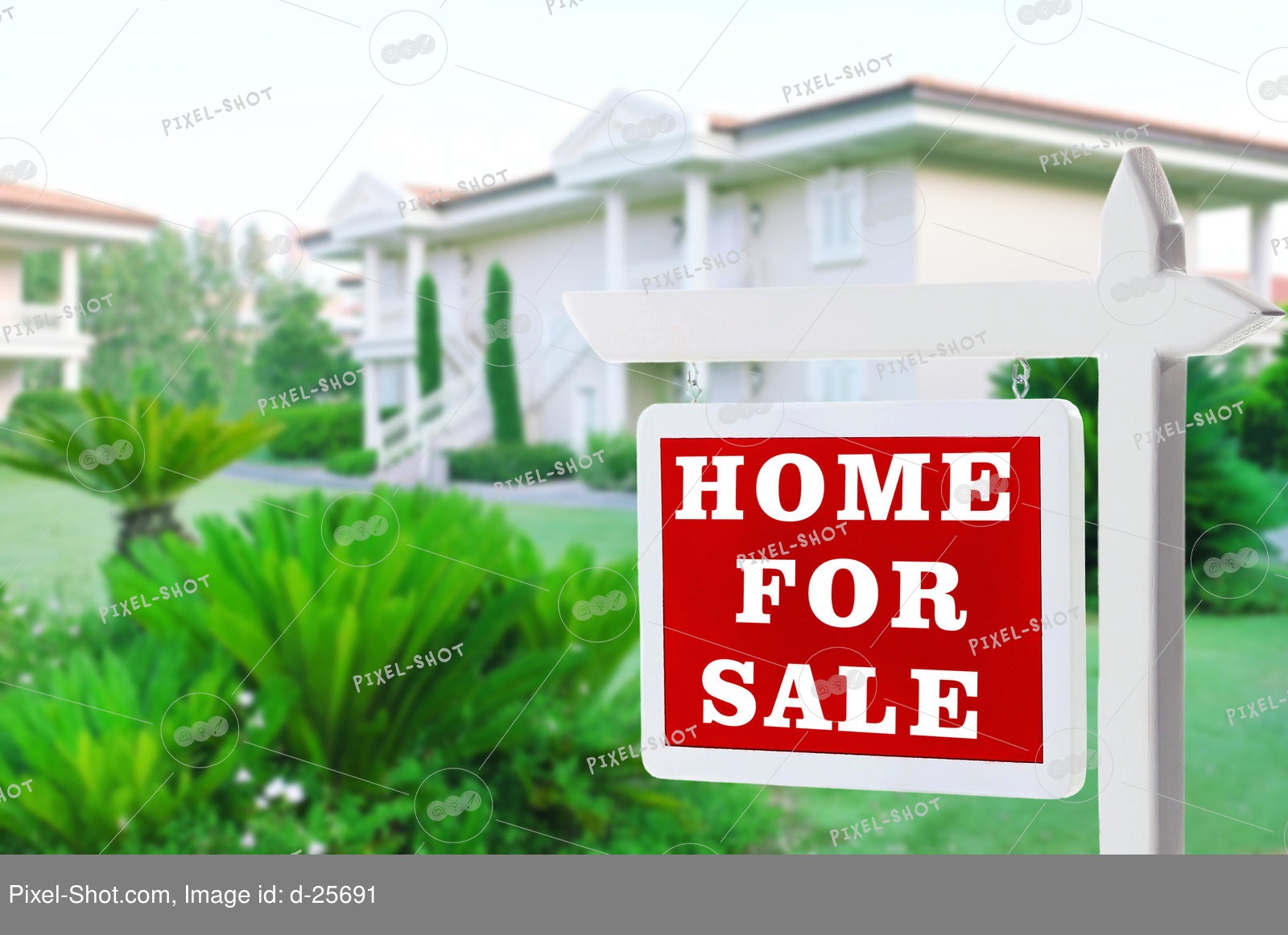 Real estate sign in front of new house for sale Stock Photography