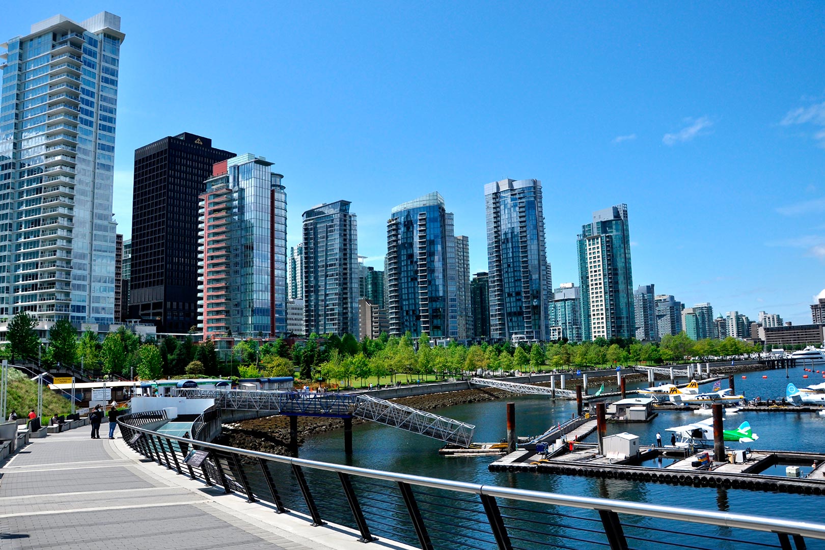 Cheap flights to Vancouver (YVR), Canada Icelandair