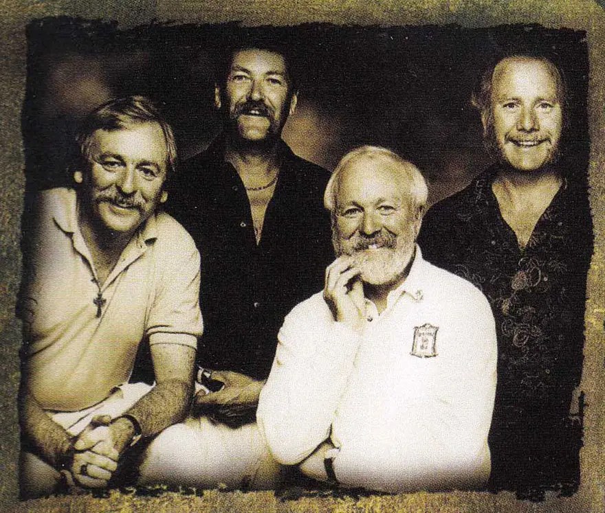 Wolfe Tones 25th Anniversary (1989) 2CDs / AvaxHome