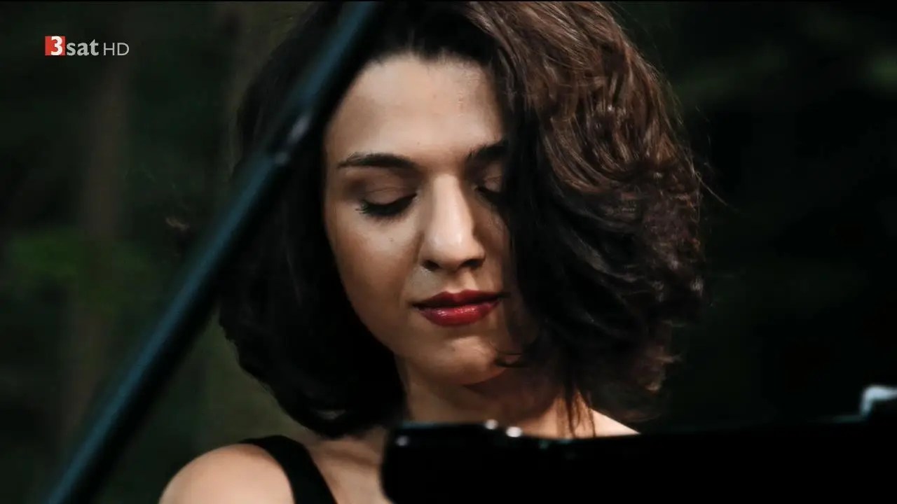 Khatia Buniatishvili Das Waldkonzert/The Forest Concert 2013 [HDTV