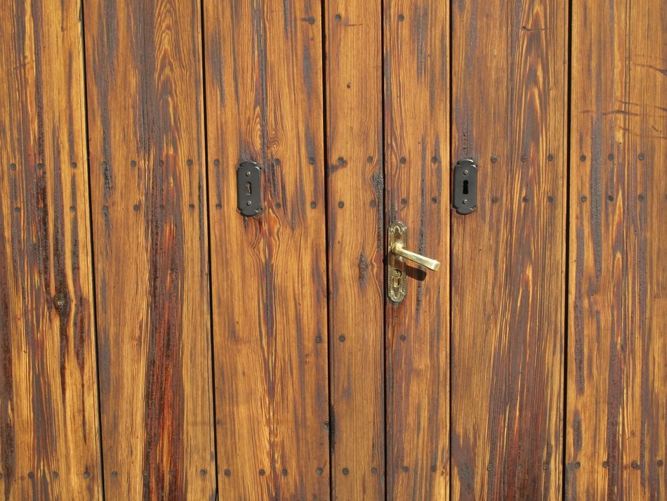 Old door made of the wood free image download