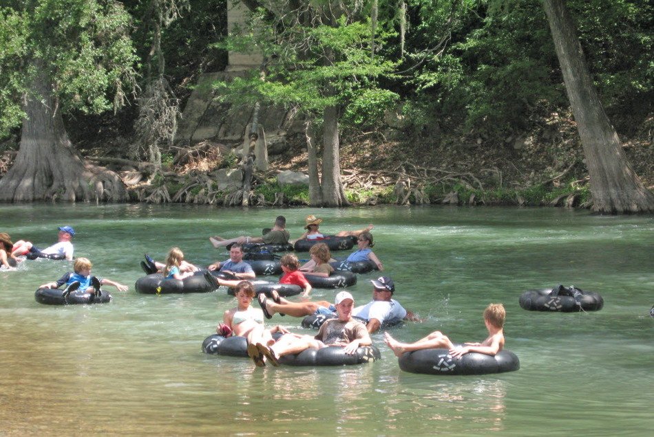 Tubing in Guadalupe River free image download