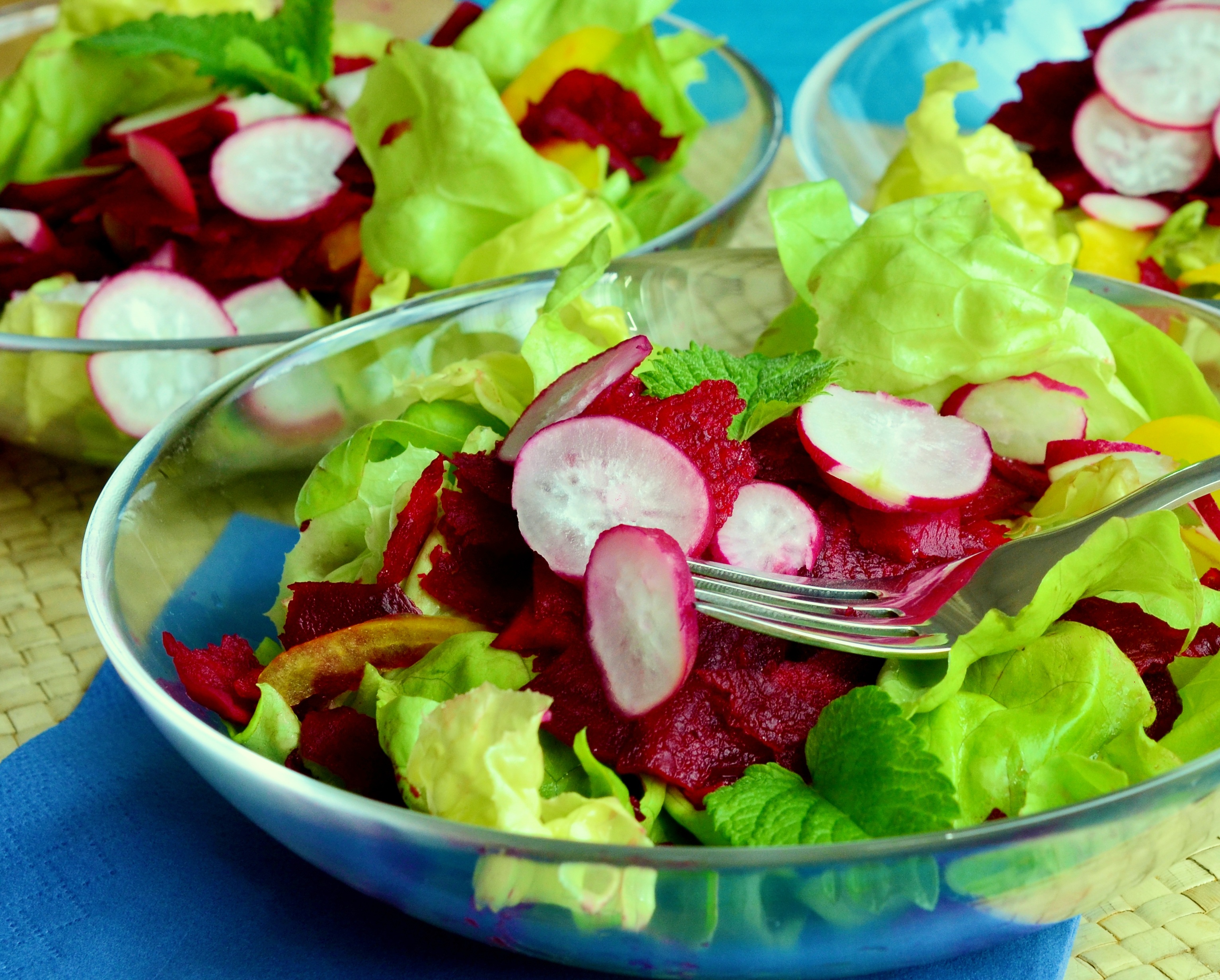 Salad lettuce with beetroot free image download