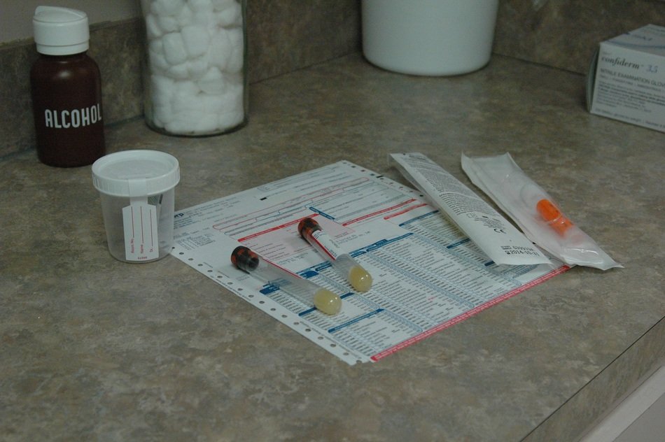 Blood test and urine test free image download