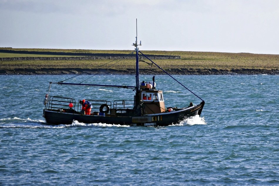 Fishing boat free image download