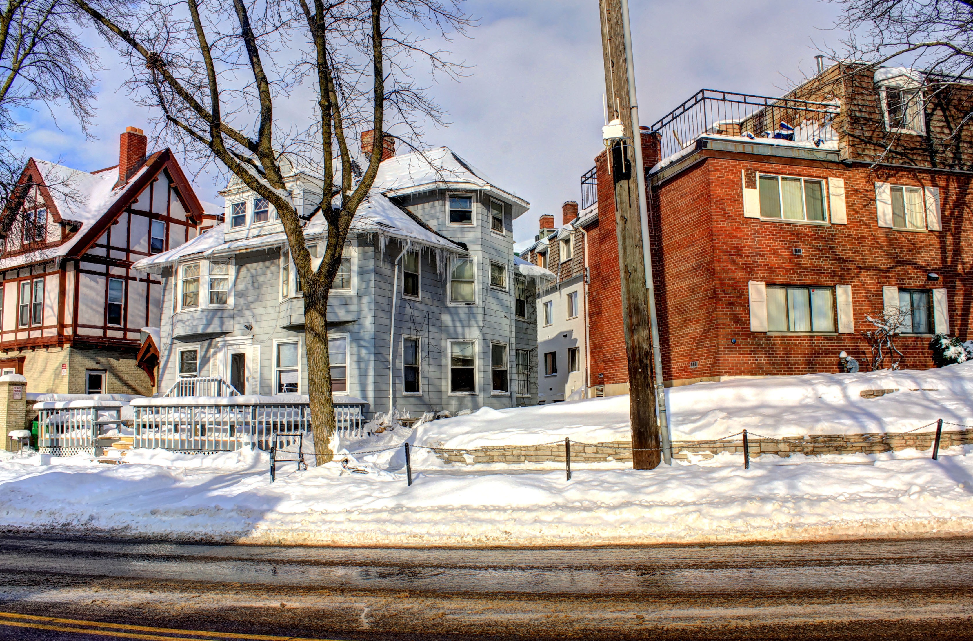 Houses in winter, Wisconsin free image download