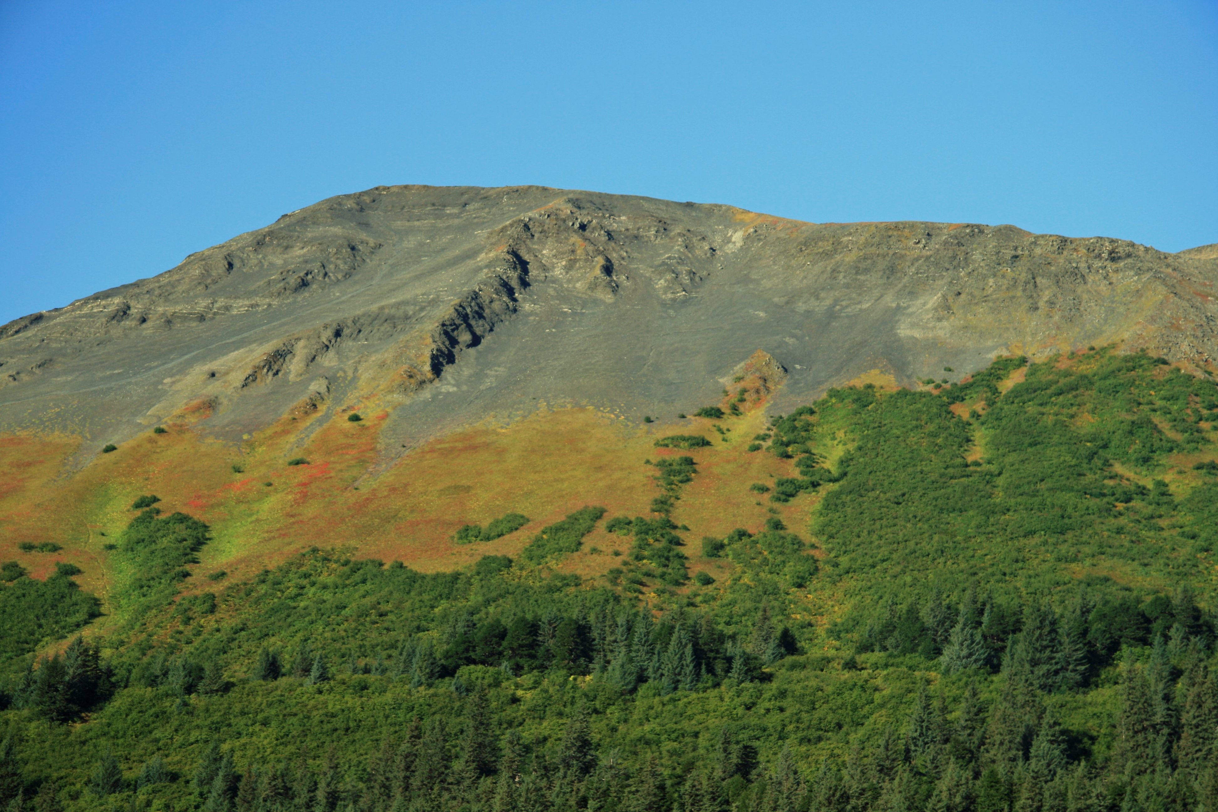 Landscape of the mountains in Alaska free image download
