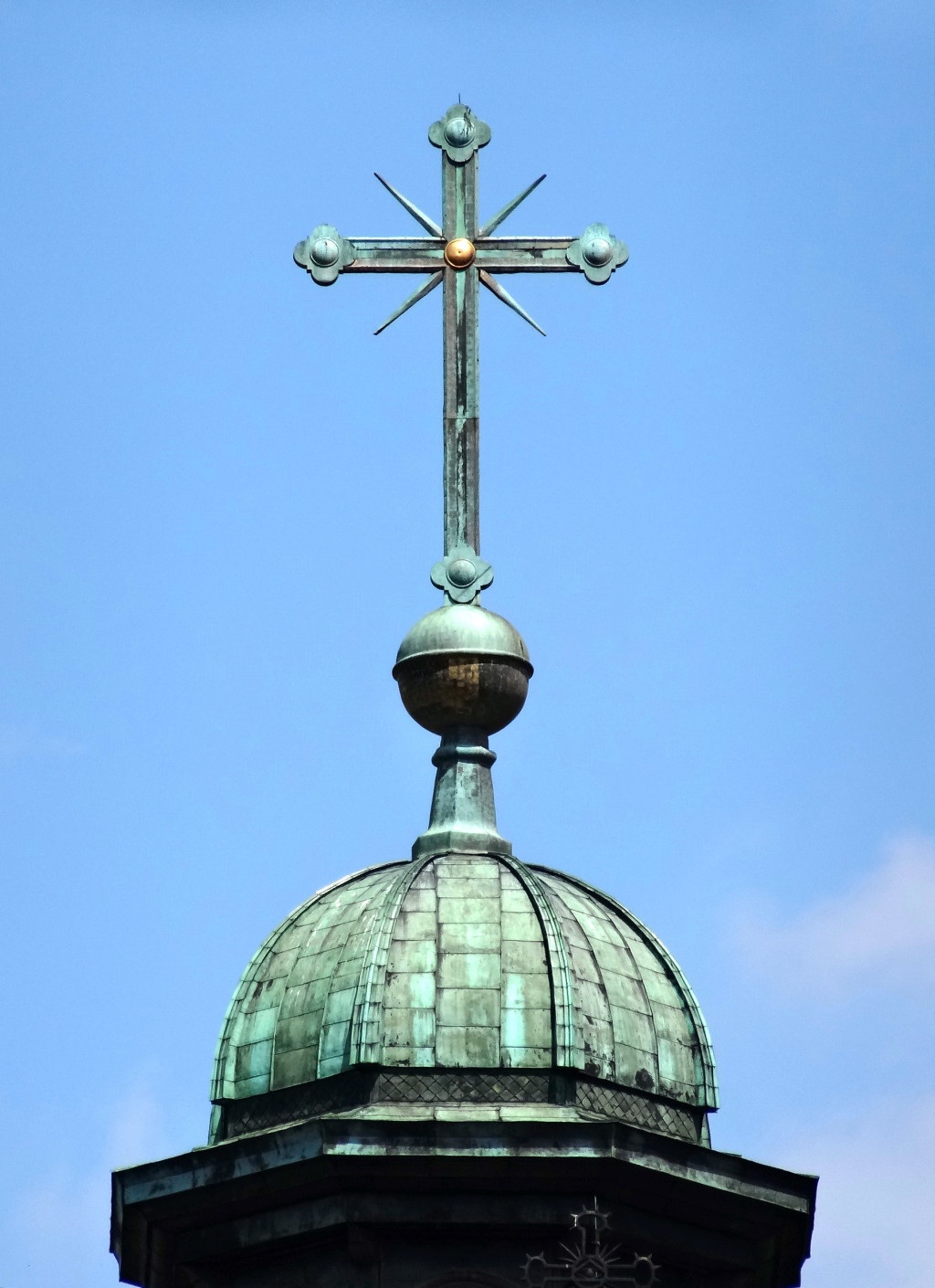 Cross on the dome of basilica of saint peter free image download