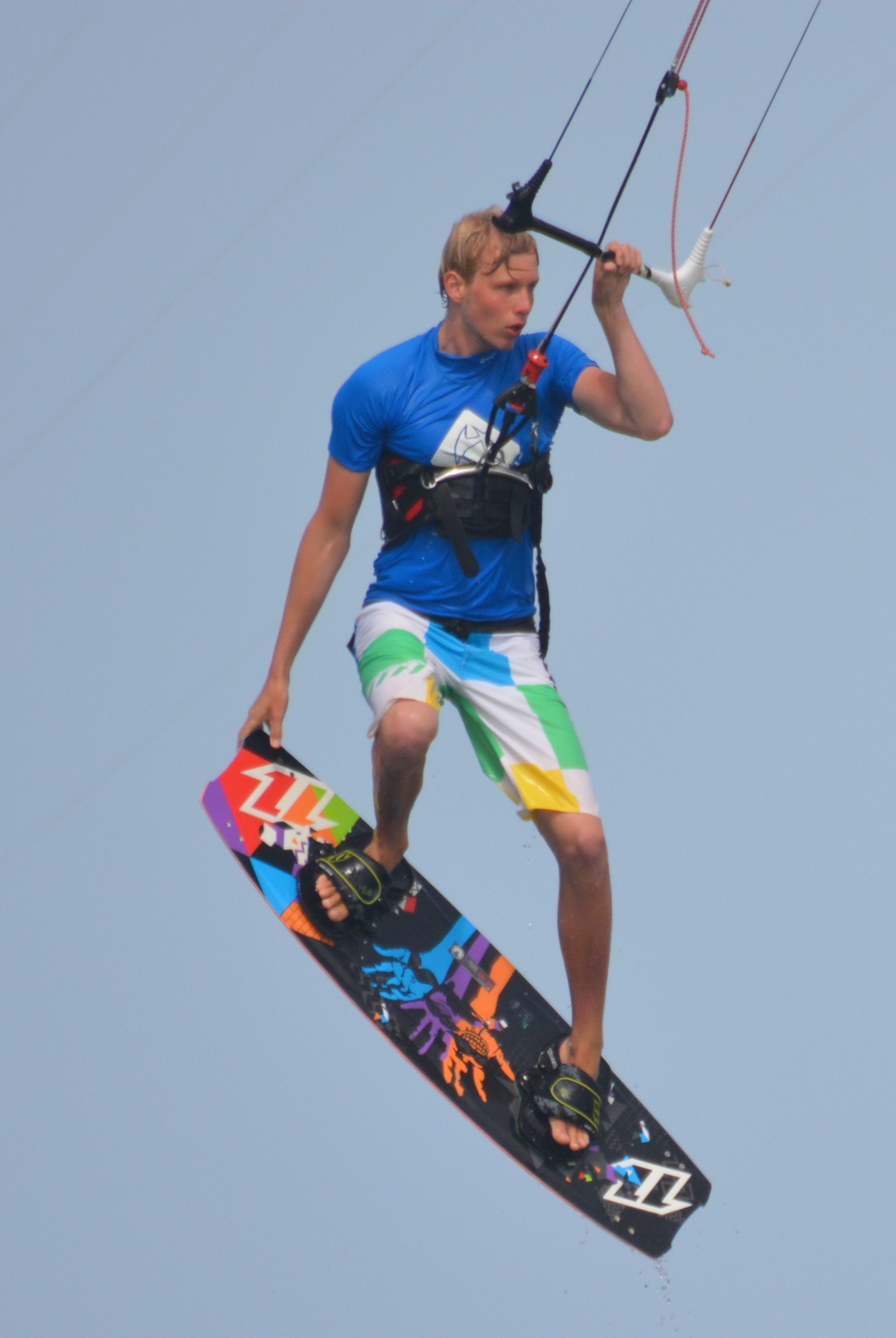 Extreme kitesurfer in flight free image download
