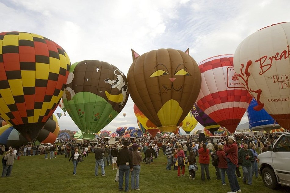 Hot air balloons at a festival in New Mexico free image download