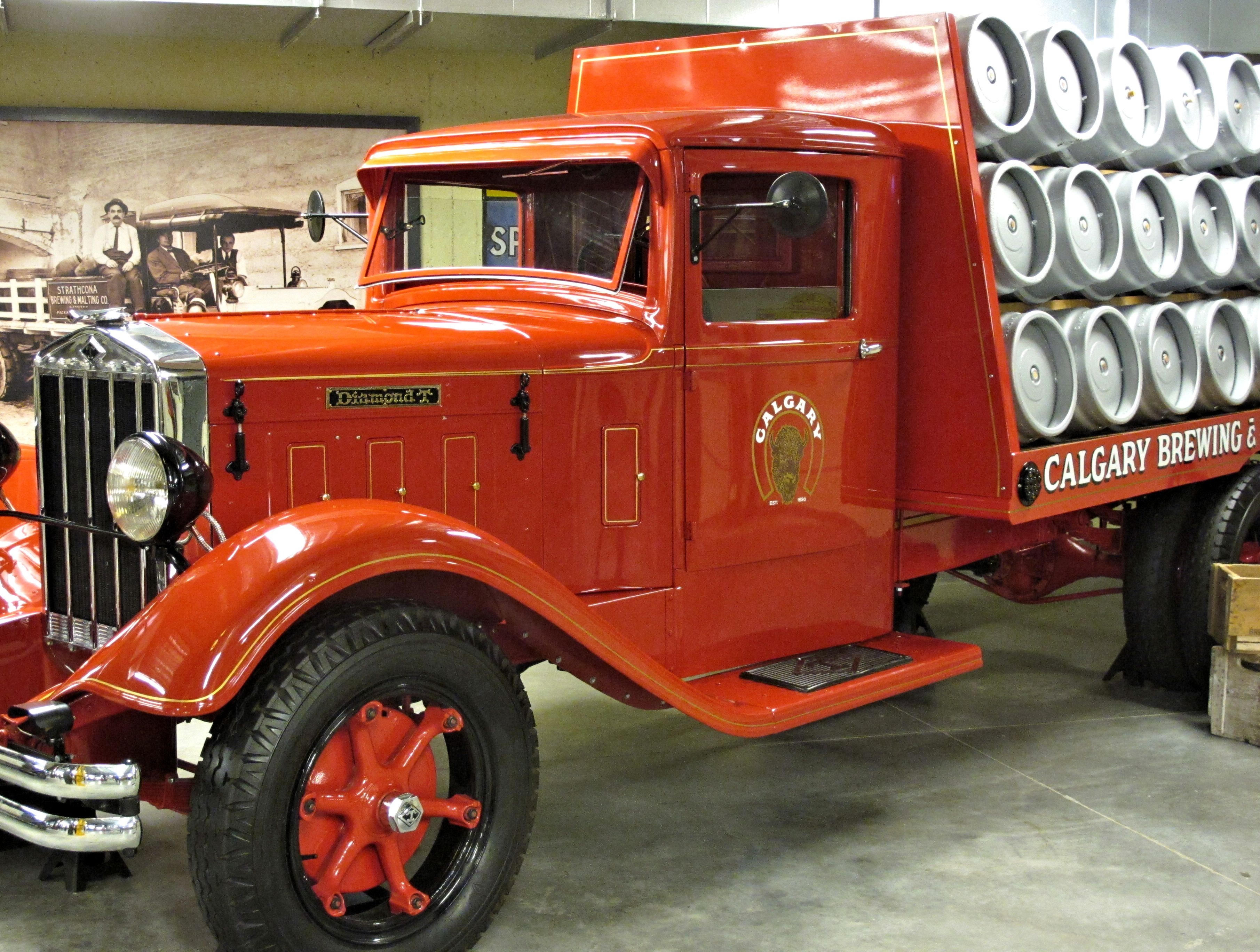 Beer truck in a museum in Canada free image download