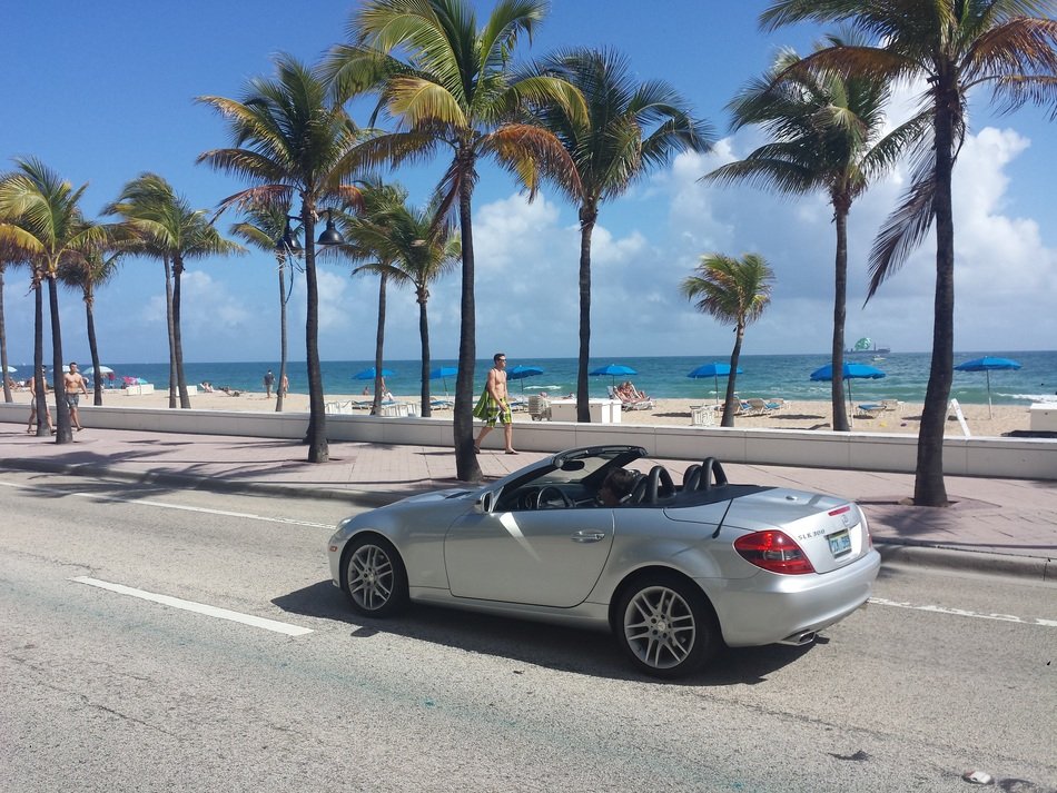 Car in Miami,USA free image download