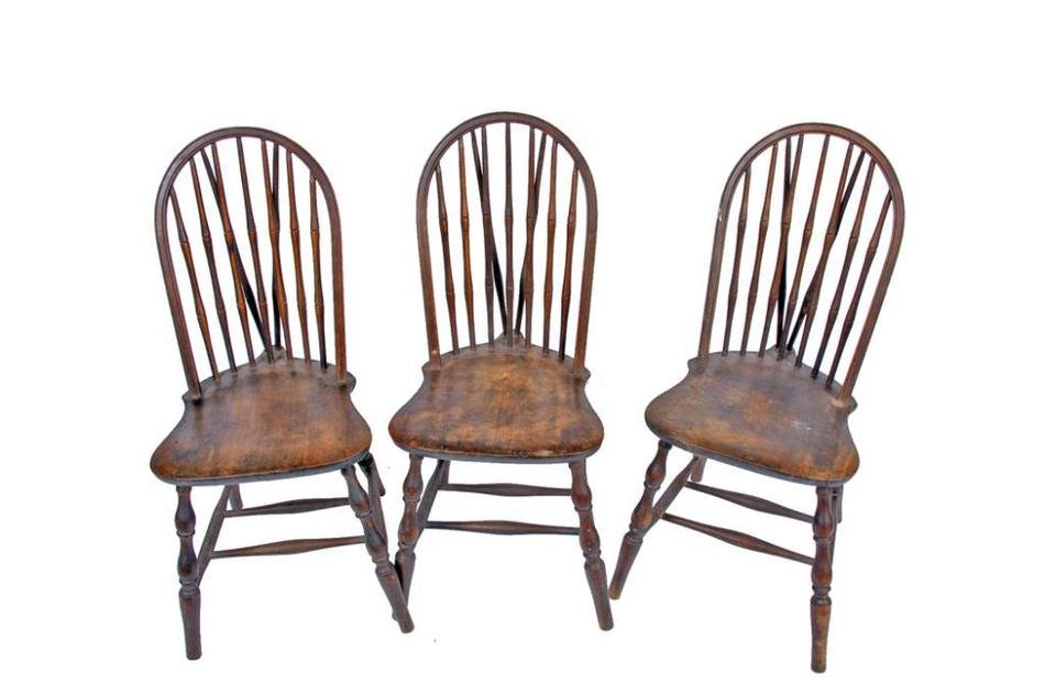 Photo of three vintage chairs free image download