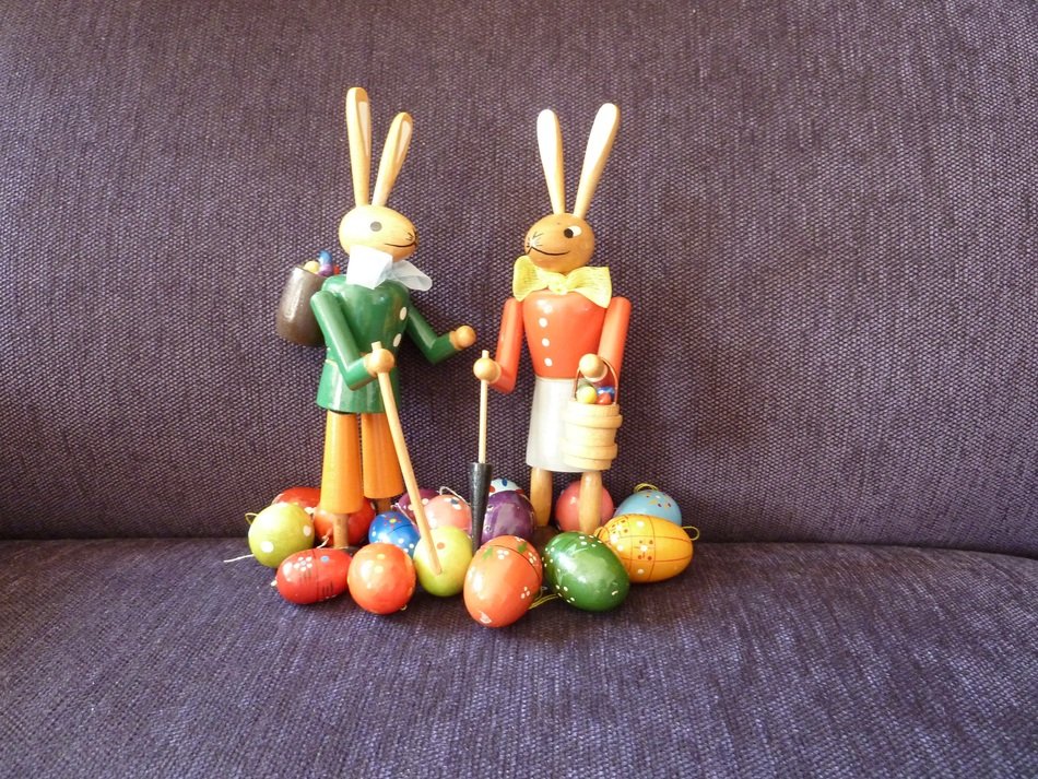 Easter bunny wood toy free image download