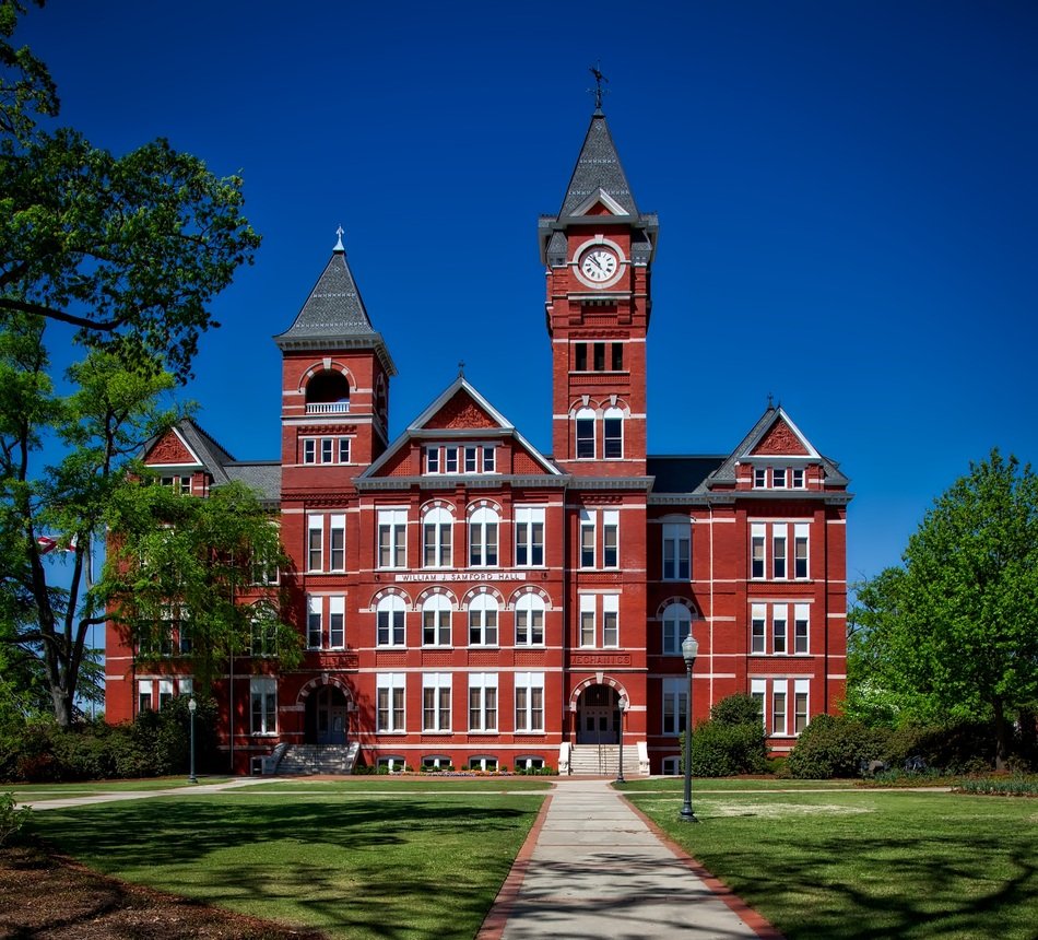 Landscape of Auburn university building free image download