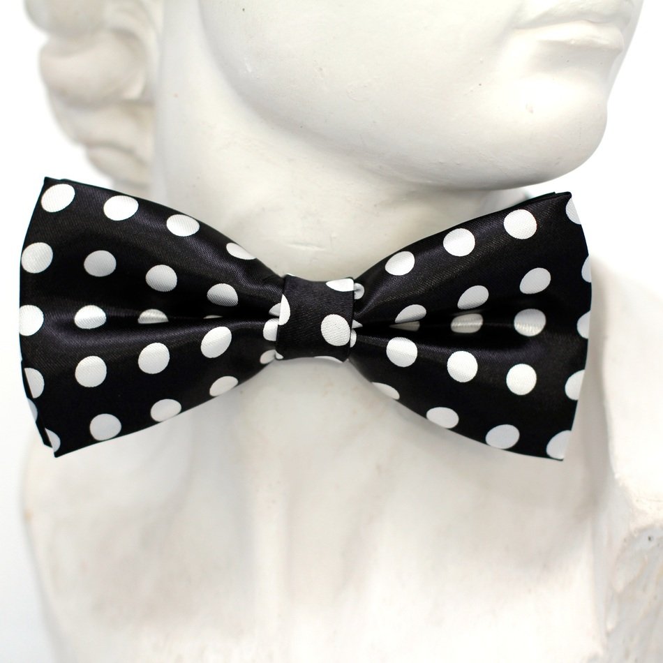 Black bow tie with white dots free image download