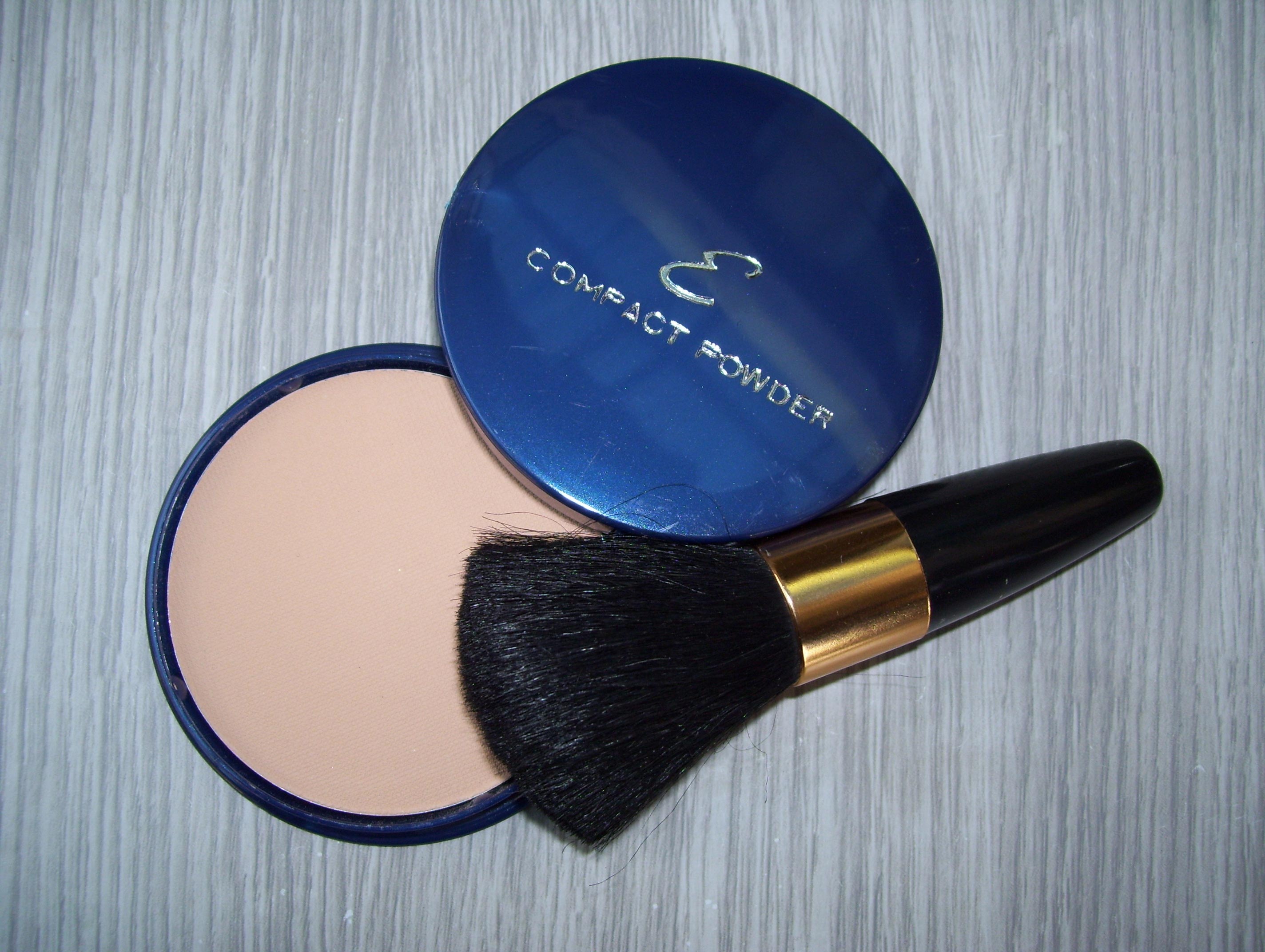 Compact powder and brush free image download