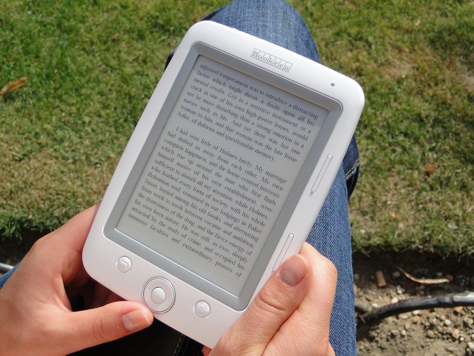 Book Read Touch Screen free image download