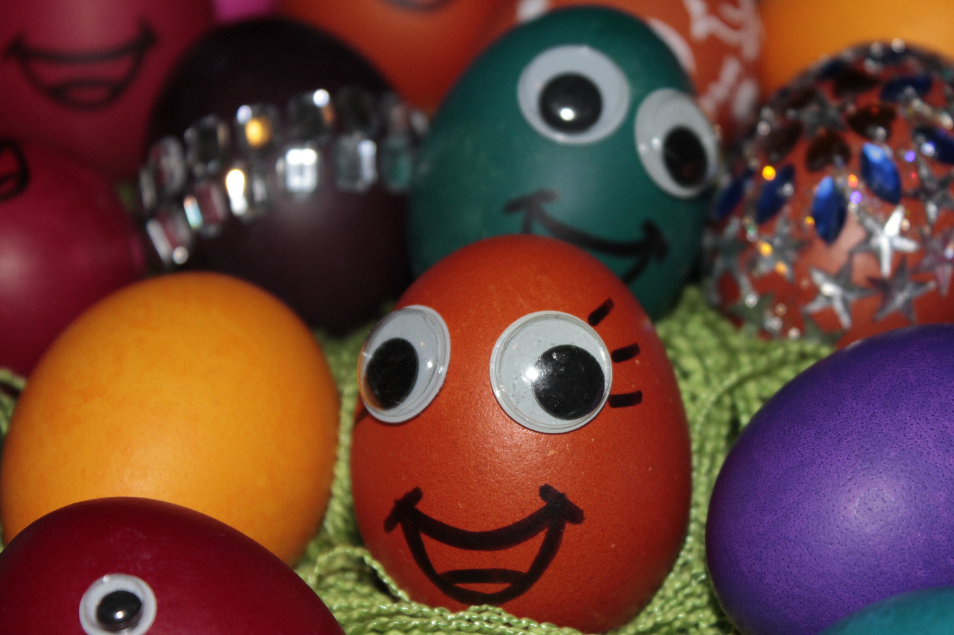 Colorful Easter eggs with funny faces free image download