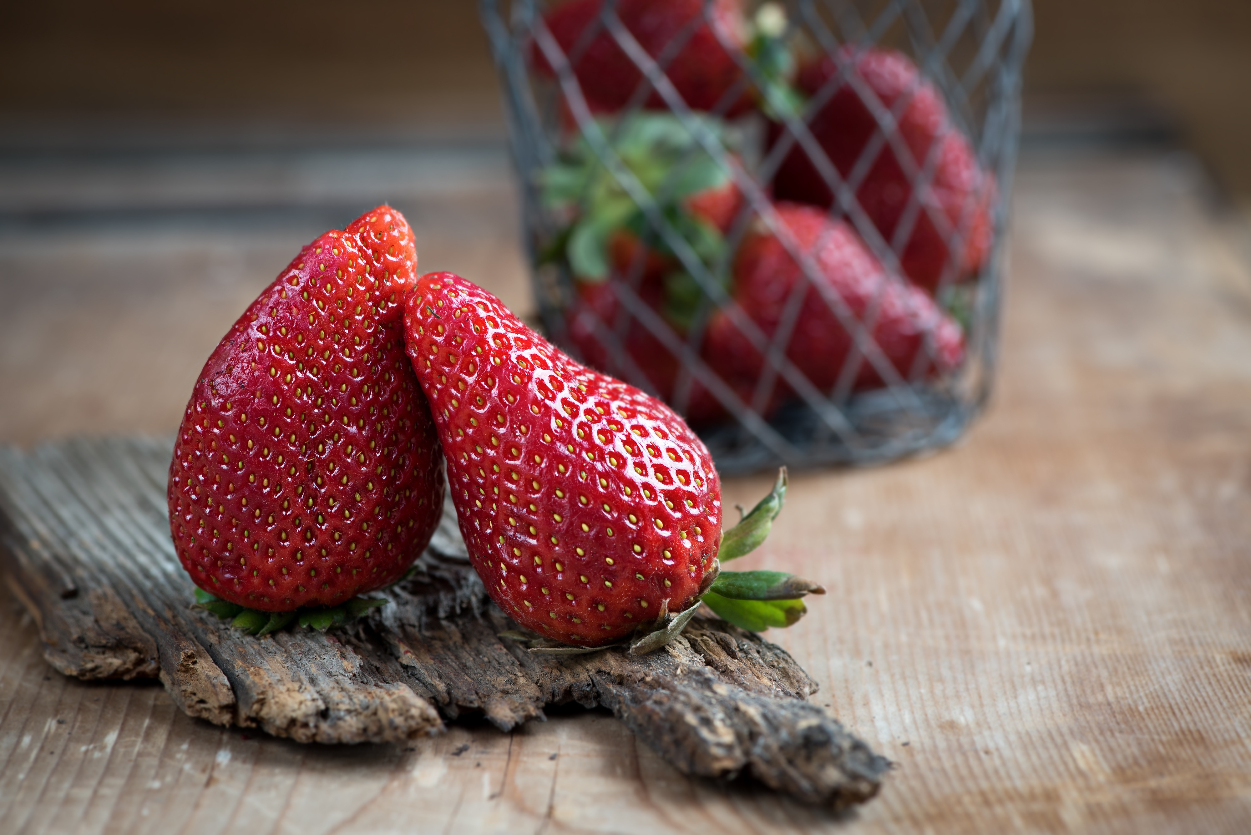 Ripe full of vitamins strawberries free image download
