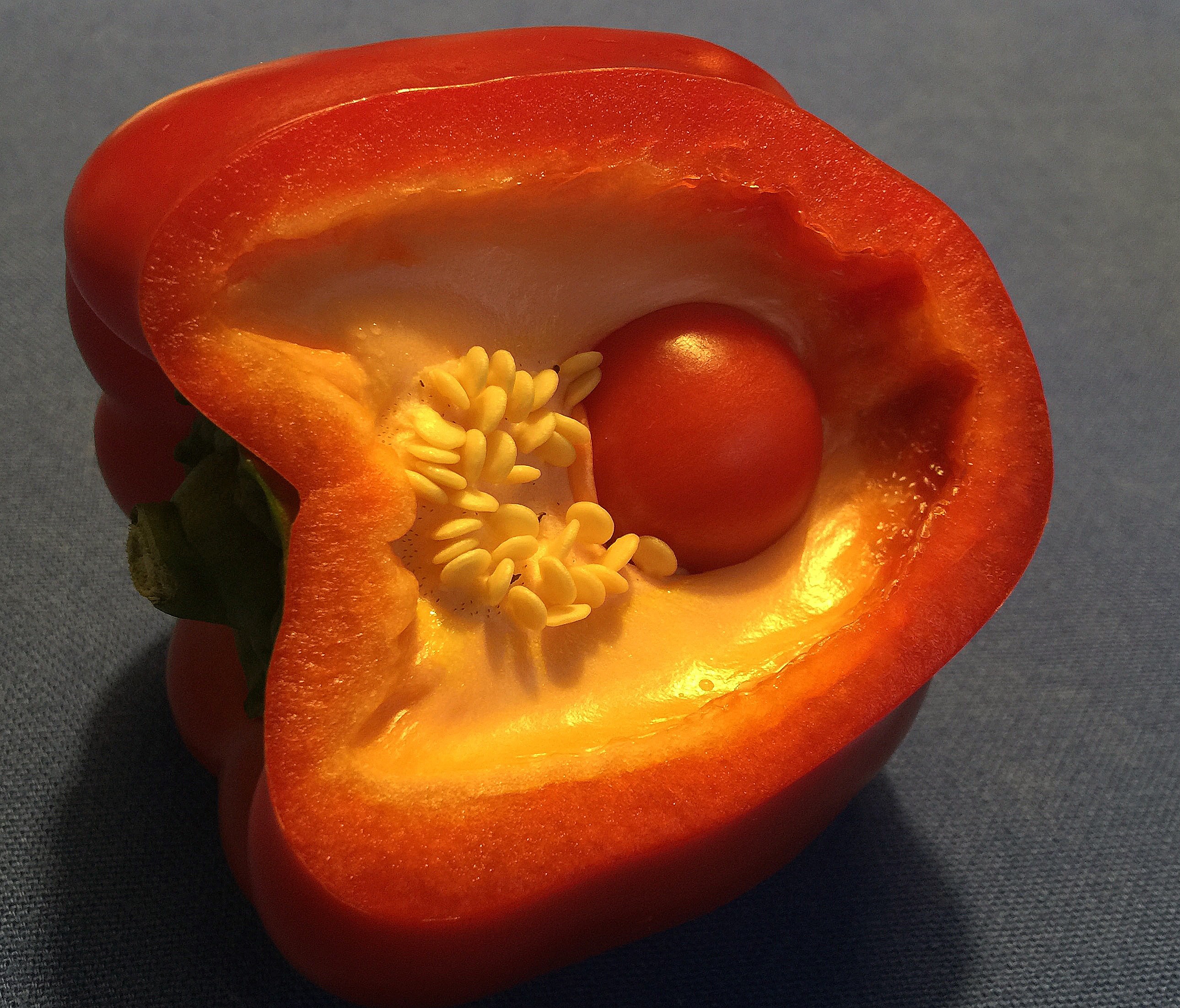 Red bell pepper cutaway free image download