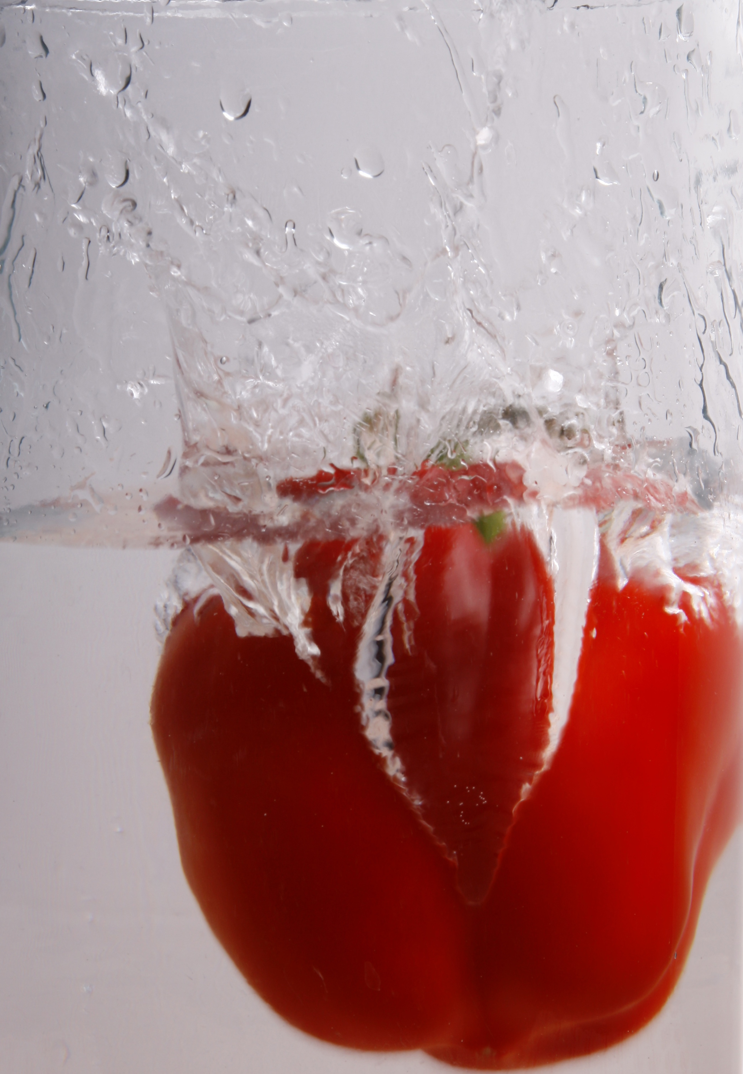 Red paprika pepper in the water free image download