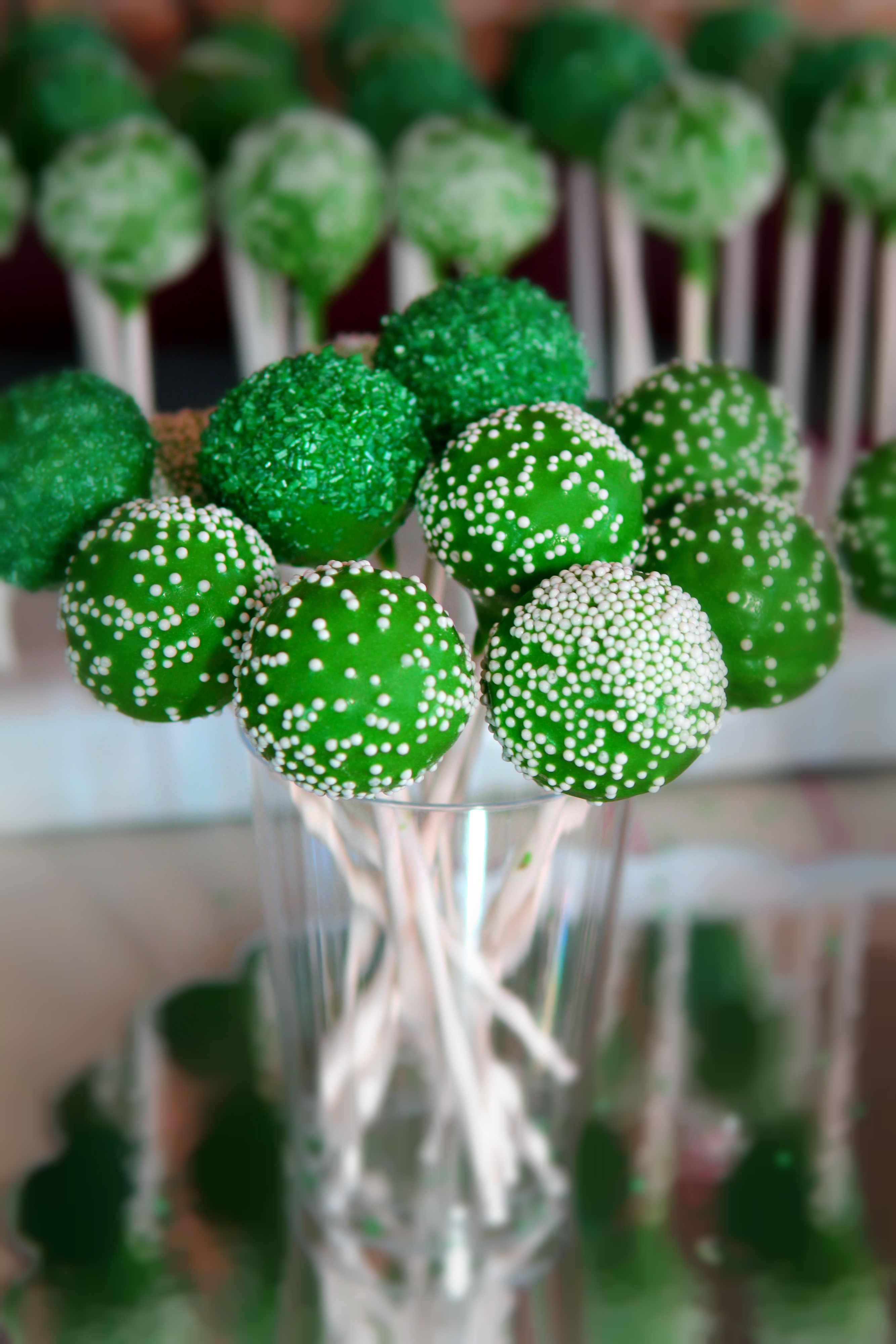 Green cake pops free image download