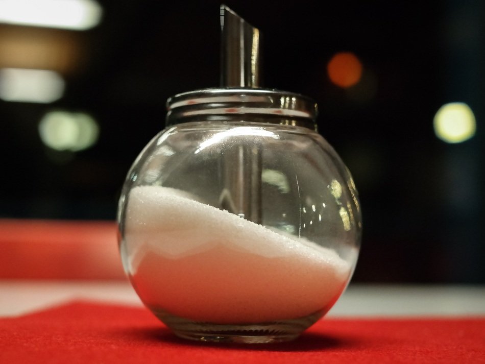 Sugar bowl in cafe free image download