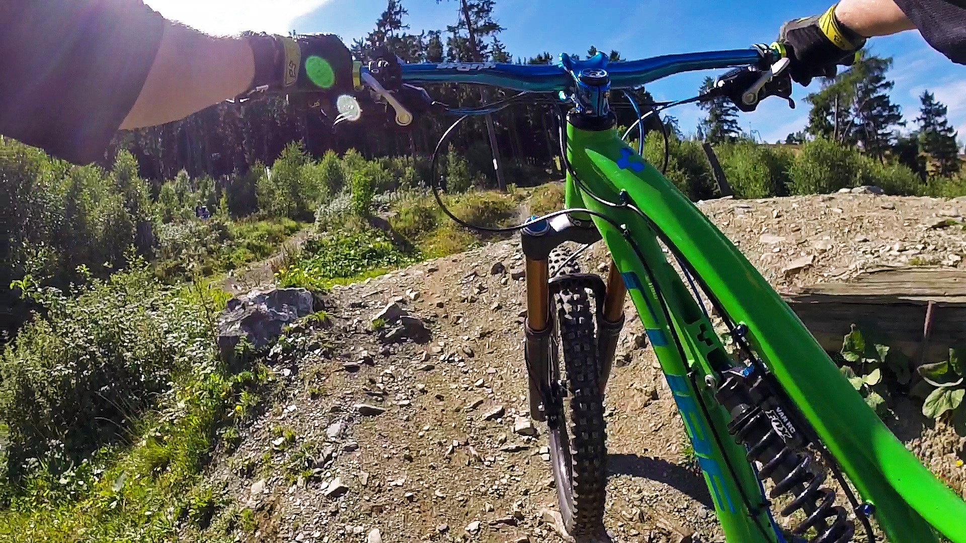 Green mountain bike free image download
