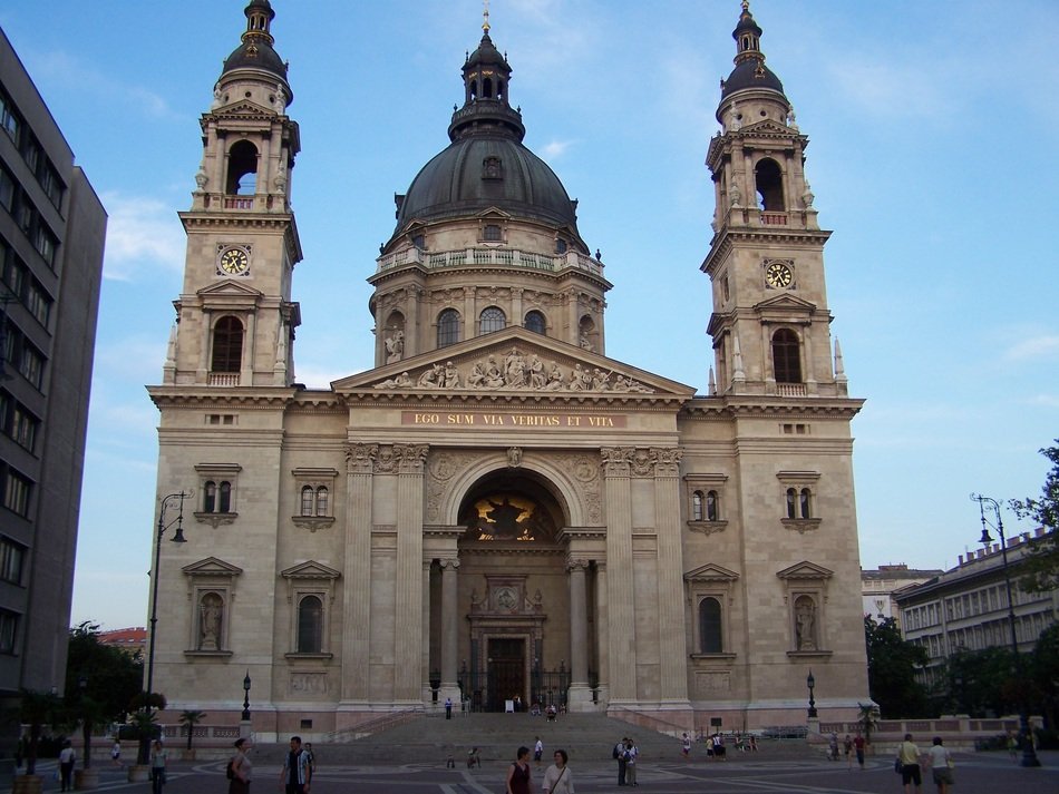 St. Stephen's Basilica at evening, hungary, Budapest free image download