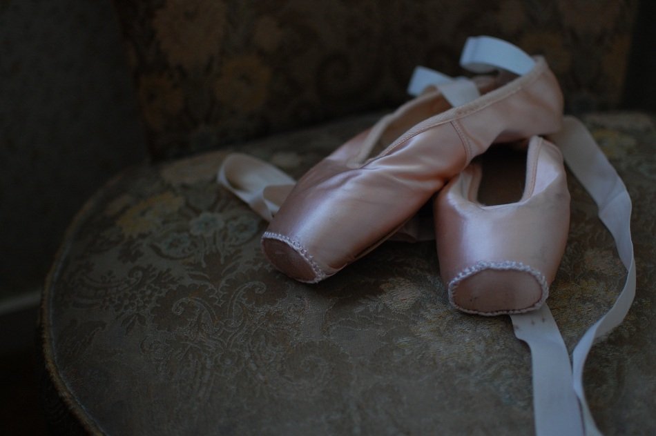 Pink ballet slippers free image download