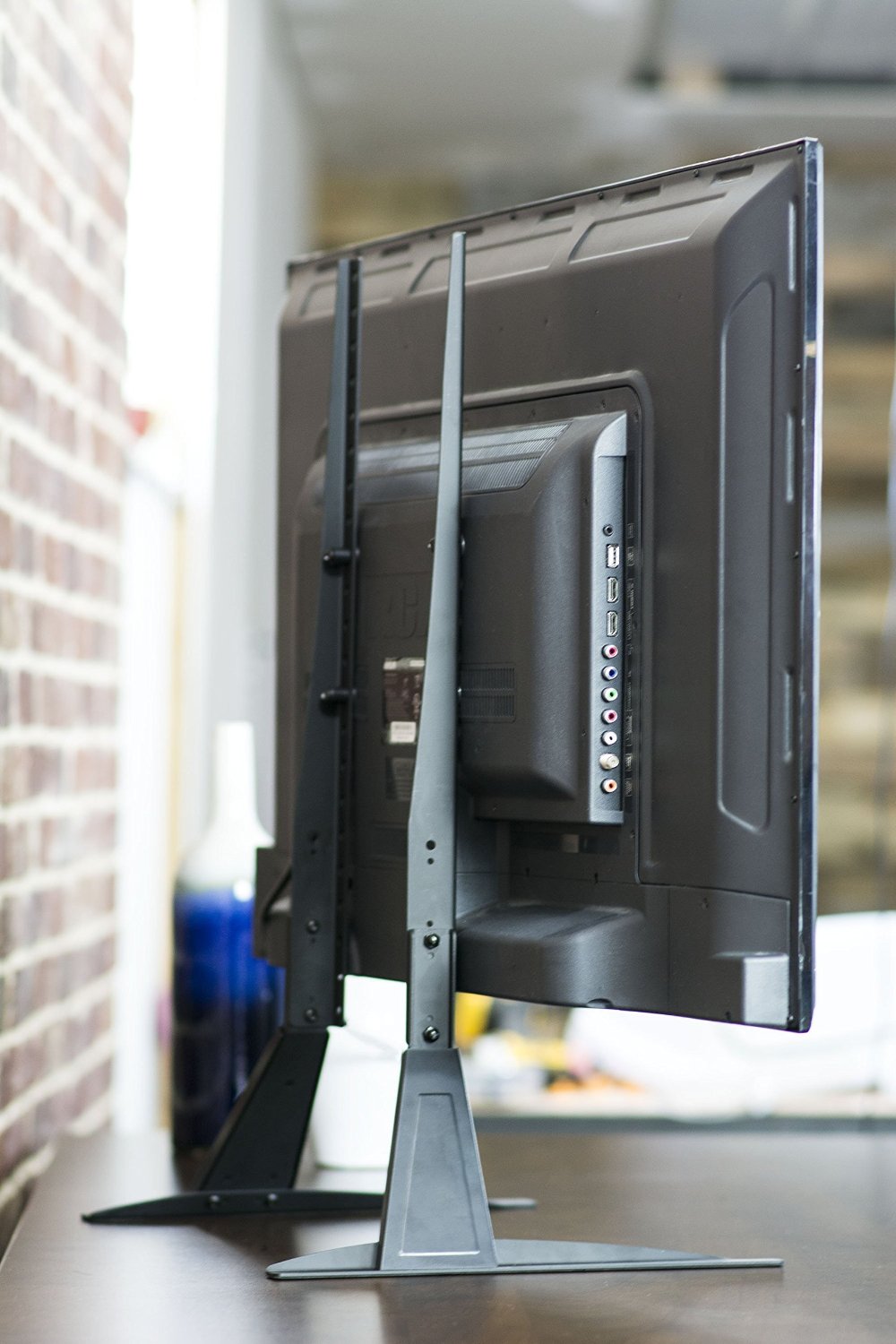 VIVO Universal LCD Flat Screen TV Table Top Stand / Base Mount fits 27