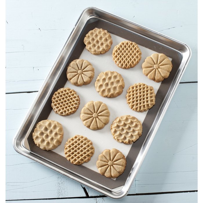 Nordic Ware 01335 Holiday Cast Cookie Stamps, Set of 3 N6 free image