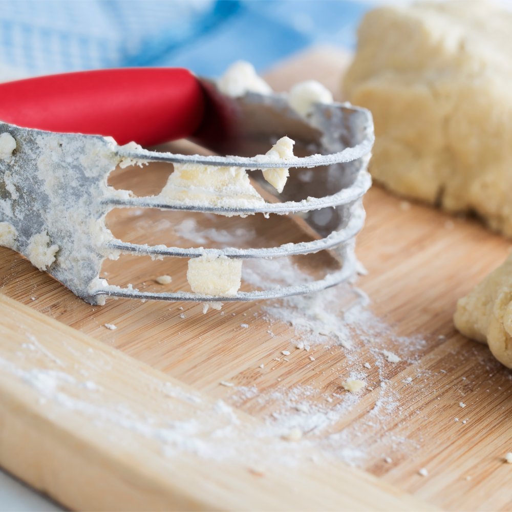 Borolux Pastry Cutter, Gourmet Stainless Steel Dough Blender with Soft, NonSlip Handle N4 free